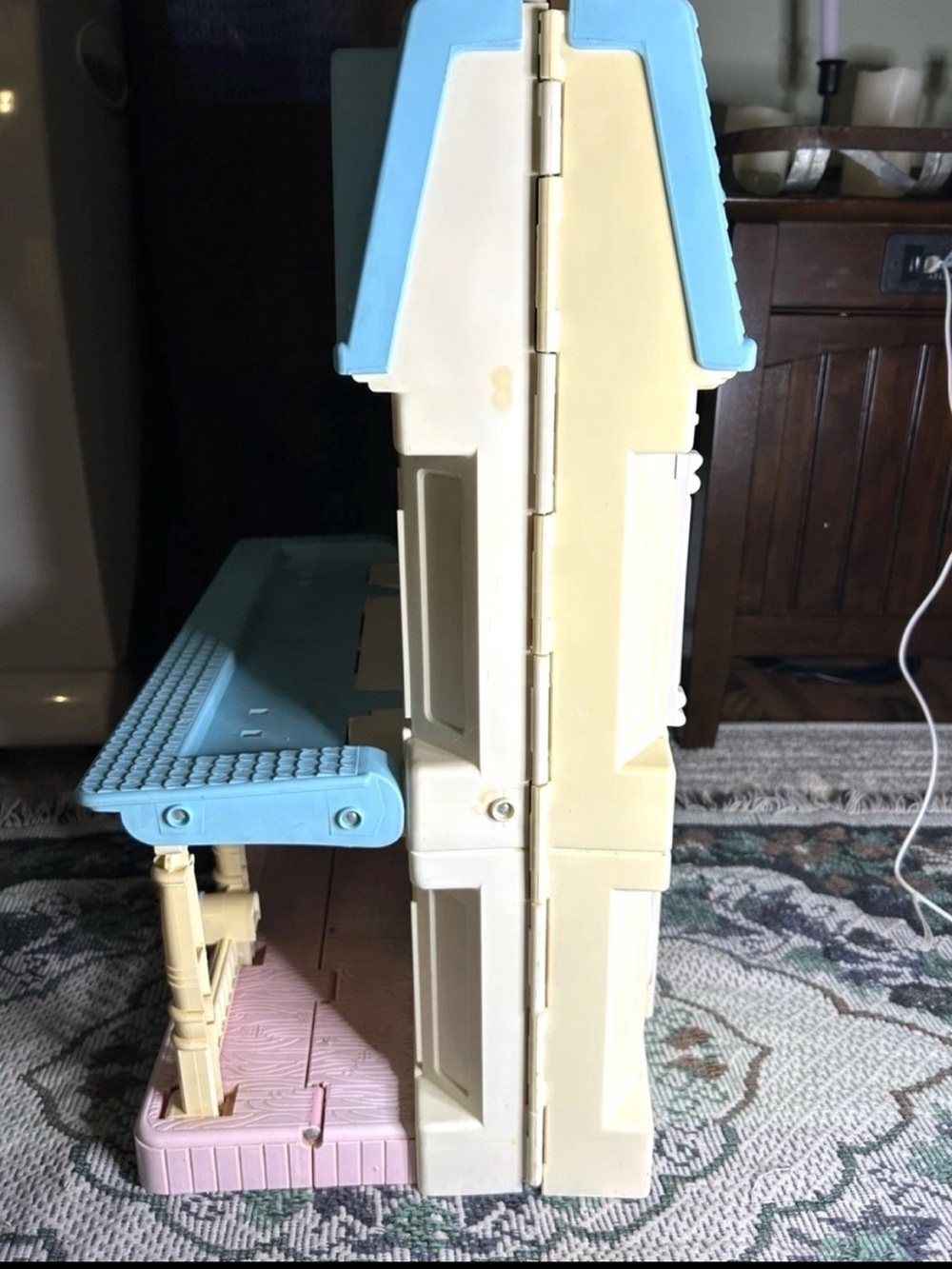 1993 Vintage Fisher Price Loving Home Dollhouse - Picture 4 of 13